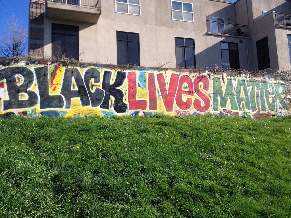 (Do) Black lives matter? The pedagogy of a perpetual problem.